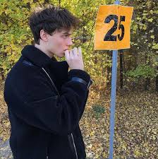 Yasin suresi okunuşu (yasin oku). Yasin Karagoz No Instagram Hiziniz 25 Cute White Boys Cute Boys Beautiful Boys