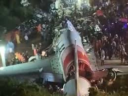 Eight members of the rescue team have reached the crash site today (thursday) morning, the iaf said on twitter. What Caused Dubai Kerala Air India Express Passenger Plane Crash India Gulf News