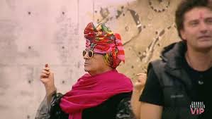 Noi in questa raccolta vedremo le gif del buongiorno. Malgioglio Gif Cristiano Malgioglio Grande Fratello Vip Gif We Hope You Enjoy Our Growing Collection Of Hd Images To Use As A Background Or Home Screen For Your Sword Castle