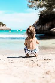 Der unterschied zwischen den produkten sonnencreme, sonnenlotion. Ein Tag Am Strand Unsere Beach Essentials Mit Baby Kleinkind Familie Nimmerland