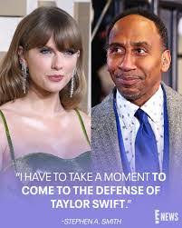 Amy Viveiros's Instagram, Twitter & Facebook