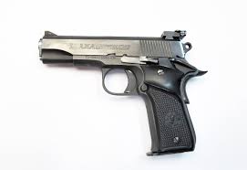 Pistola nerf pistola de espuma black hawh abs yang kaiy 3 dardos(para niños mayores de 6 años) características:calibre: Pistola Llama Cal 9corto 380 Auto Ocasion Gabilondo Sport