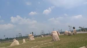 Mulai deh merencanakan melalak sebentar untuk melihat langsung taman bunganya. Viral Taman Wisata Batu Megalitikum 1000 Batu Ayo Ke Tulang Bawang Barat Lampung Youtube
