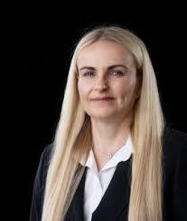 Judith Coulter's Instagram, Twitter & Facebook