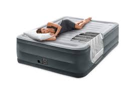 Aerobed queen air mattress built in pumps controller + sheet 75x60x7 k12. Intex 22 Queen Comfort Plush High Rise Durabeam Airbed Mattress With Built In Pump Walmart Com Walmart Com