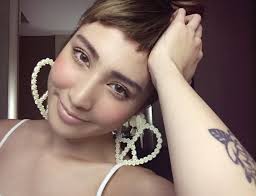 Blah Blah Buying added a new photo.