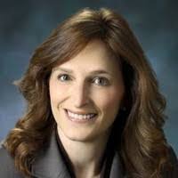 Lee Bergman's Instagram, Twitter & Facebook