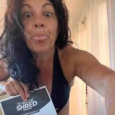 Check out one of our INCREDIBLE members “Deb Ward”'s transformation 💪🏼🤩  One of the great things about this transformation is Deb finally feeling  comfortable within our community and sharing her photos so