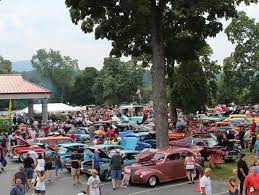 Classic Cars Take The Stage In Ny Lake George Classic Cars National Car