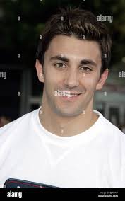 JASON CERBONE HAROLD & KUMAR GO TO WHITE CAS CHINESE THEATRE HOLLYWOOD LOS  ANGELES USA 27 July 2004 Stock Photo