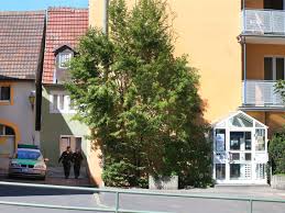 More than 20 people have been injured and some have died after a man began attacking train (on the red one pictured above) passengers with an axe in germany. Amoklaufer Von Wurzburg Kam Aus Ochsenfurt Idyll In Franken Politik