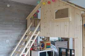 Dazu legst du jeweils zwei kanthölzer mit der flachen seite auf den boden und bringst dazwischen mit holzschrauben ein drittes kantholz an. Kinderzimmer Unsere Hausbett Selbst Bauen Schwesternliebe Wir