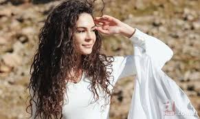 Hercai Nin Reyyan I Ebru Sahin Makyajsiz Haliyle Herkesi Sasirtti