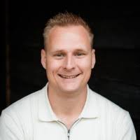 100+ "Dignum" profiles