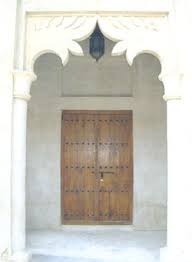 هو محمد بن عبد الله بن عبد المطلب، خاتم الأنبياء و الرسل، و رسول الله إلى البشرية بالدين الإسلامي الحنيف ليخرجهم من الظلمات إلى النور. Al Shindagah
