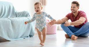 Wie gut ist ihr körpergefühl und der ernährungszustand, dürfen sie ihren bewegungsdrang ausleben? Ab Wann Laufen Babys