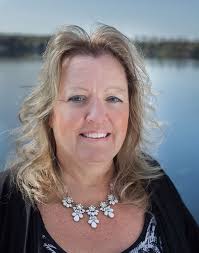 Caroline McDonald, Sales Representative