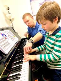 We offer music lessons for toddlers, children and adults in santa clarita & granada hills. Music Lessons For Kids