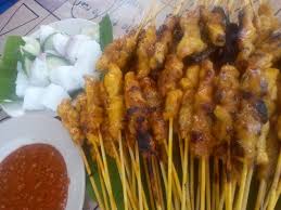Nah, ternyata memasak nasi goreng sederhana namun dengan rasa istimewa rasa restoran bisa kamu lakukan di. Resepi Satay Ayam Goreng Sedap Pawtaste Com