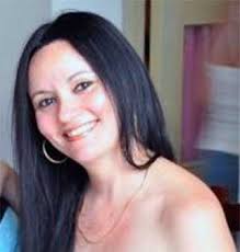 Desde mi Orilla: Una mujer, un piano