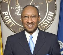 Black and White, political establishments gang up