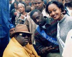 The Notorious B I G With Mr Miss Howard University 1995 In 2021 Howard University Hip Hop Music Still Love Her