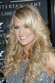 In a world full of Carrie Underwoods, be a Taylor Swift