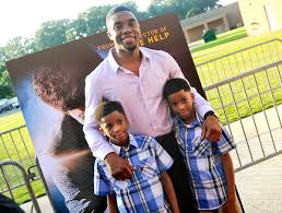 I hope his wife is surrounded by all the love in the world and one child said the awards show was honouring people sitting on the couch and brushing their teeth. Sibling Chadwick Boseman Wife And Kids