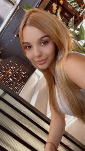 Post by Adrianne silva (@adriane.girl)