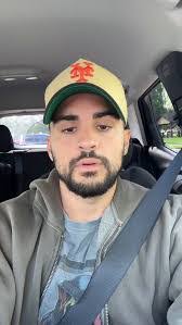 Roni Bernstein's Instagram, Twitter & Facebook