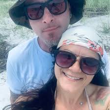 What graffiti artists are recommended in Lake Worth?