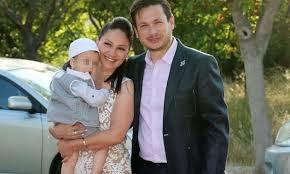 Ο γνωστός ηθοποιός σταύρος νικολαΐδης, με μια συγκλονιστική ανάρτηση στον προσωπικό του λογαριασμό στο facebook, επιρρίπτει ευθύνες στην κυβέρνηση τα τελευταία δύο χρόνια επέτρεψε να αυξηθούν τα περιστατικά αστυνομικής βίας, επειδή όπως αναφέρει, δεν έχουν τιμωρηθεί οι ιθύνοντες. Stayros Nikolaidhs Archives Babyradio Gr