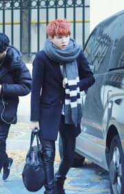Scarf Korean Fashion Korean Style Korean Celebrities Korean Street Fashion Korean Street Style Grey St Korean Fashion Korean Fashion Kpop Korean Street Fashion