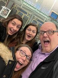 Lisa Helmuth's Instagram, Twitter & Facebook