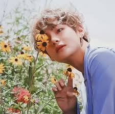 Sunflower boy. 🌻 -AbiGabiTae. · Lｏｖｅｌｙ Tａｅｈｙｕｎｇ · Facebook