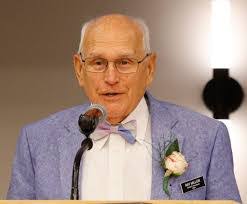 Scott Gehl's Instagram, Twitter & Facebook