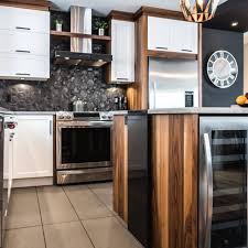 Armoires De Cuisine Bois Merisier Laque Noyer Calico Naturel Quartz Simard Cuisine Et Salle De Bains Kitchen Kitchen Inspirations Kitchen Remodel