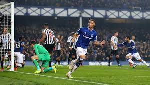 Everton has been a weird one the past couple of seasons. Everton 1 1 Newcastle Report Ratings Reactions As Resilient Magpies Hold On For Draw 90min