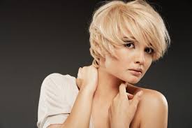 Übergangsfrisuren müssen nicht langweilig sein. Ubergangsfrisuren Stylen Der Ideale Weg Von Kurz Auf Lang