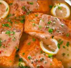 Recette De Piccata De Saumon Prete En Seulement 10 Minutes Recettes Ma Fourchette Seafood Recipes Recipes Cooking Recipes