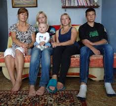 Staroń jest również ekspertem zespołu ds. Lidia Staron Senator Lidia Staron Powstrzymala Eksmisje ÙÙŠØ³Ø¨ÙˆÙƒ