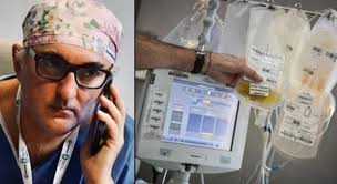 Il dottor giuseppe de donno, pneumologo dell'ospedale carlo poma di mantova, salito alla ribalta delle cronache per aver utilizzato con successo il de donno al senato: De Donno Scomparso E Il Plasma Autoimmune L Ospedale Chiarisce Non E Cura Miracolosa Vittime Anche Da Noi Il Mattino It