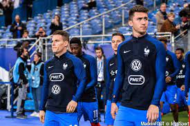 Aymeric laporte ретвитнул(а) benjamin mendy. France Aymeric Laporte Veut Qu On Le Laisse Tranquille Avec Les Bleus