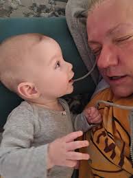 Hi! I was wondering if someone could help open my eyes and put a snile