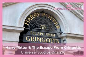 Rowling, the author of the one of the most famous book and movie series, harry potter, just released a new story on its fan site, pottermore. Harry Potter And The Escape From Gringotts Viajes Magicos