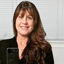 Robin Burns Huff 💈 (@running_with_clippers) · Fort Smith, AR