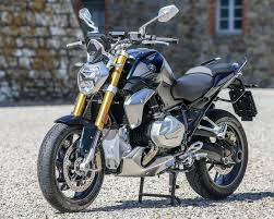 Im gegensatz zur nackten r 1250 r und zur großen r 1250 rt ist die rs die einzige, die auch optisch stark verändert wurde r 1250 gs und gs adventure sind zwar auch ordentlich verändert, aber man sieht es nicht wirklich. 2020 Bmw R 1250 R And Rs First Look 7 Fast Facts Prices