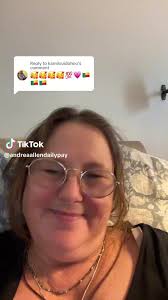 Lona Smith (@lonasmith277)