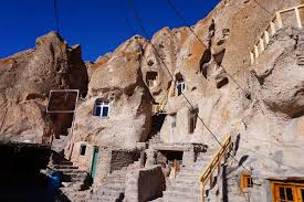 Kandovan, a hidden village in Iran ...