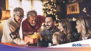 Selamat hari natal dan tahun baru bagi yang merayakan untuk yang tidak merayakan mari kita saling menghargai tanpa harus mencela ataupun memberikan kata yang tidak pantas. 30 Kumpulan Ucapan Natal Dan Tahun Baru 2021 Yang Simple Dan Berkesan